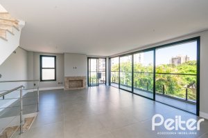 Casa em Condomínio à venda com 176m², 3 dormitórios, 3 suítes, 2 vagas, no bairro Tristeza em Porto Alegre