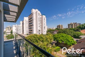 Casa em Condomínio à venda com 176m², 3 dormitórios, 3 suítes, 2 vagas, no bairro Tristeza em Porto Alegre