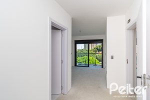 Casa em Condomínio à venda com 176m², 3 dormitórios, 3 suítes, 2 vagas, no bairro Tristeza em Porto Alegre