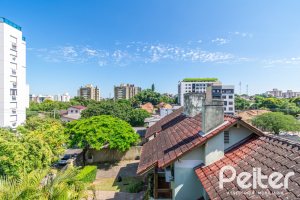Casa em Condomínio à venda com 176m², 3 dormitórios, 3 suítes, 2 vagas, no bairro Tristeza em Porto Alegre