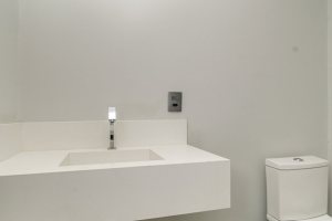 Casa em Condomínio à venda com 176m², 3 dormitórios, 3 suítes, 2 vagas, no bairro Tristeza em Porto Alegre