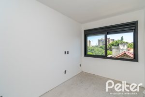 Casa em Condomínio à venda com 176m², 3 dormitórios, 3 suítes, 2 vagas, no bairro Tristeza em Porto Alegre