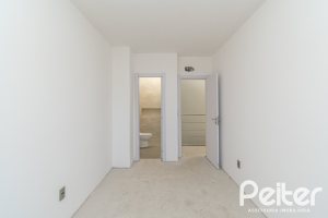 Casa em Condomínio à venda com 176m², 3 dormitórios, 3 suítes, 2 vagas, no bairro Tristeza em Porto Alegre