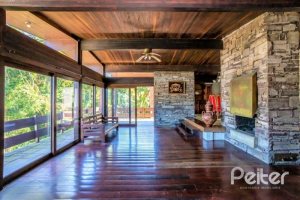  à venda, no bairro  em 