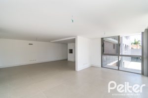 Apartamento à venda com 120m², 3 dormitórios, 1 suíte, 2 vagas, no bairro Tristeza em PORTO ALEGRE
