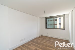 Apartamento à venda com 120m², 3 dormitórios, 1 suíte, 2 vagas, no bairro Tristeza em PORTO ALEGRE