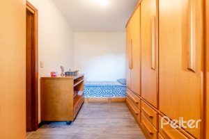 Casa em Condomínio à venda com 168m², 3 dormitórios, 1 suíte, 3 vagas, no bairro Tristeza em Porto Alegre