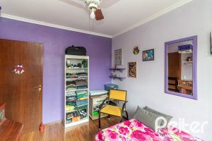 Casa à venda com 124m², 3 dormitórios, 1 suíte, 2 vagas, no bairro Jardim Isabel em Porto Alegre