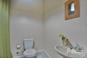 Casa à venda com 386m², 3 dormitórios, 1 suíte, 2 vagas, no bairro Tristeza em Porto Alegre