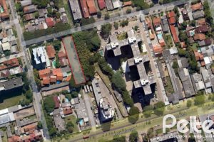 Terreno à venda com 1000m², no bairro Cristal em Porto Alegre