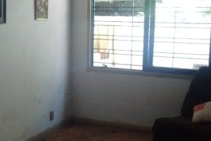 Casa à venda com 200m², 3 dormitórios, 1 suíte, 2 vagas, no bairro Tristeza em Porto Alegre