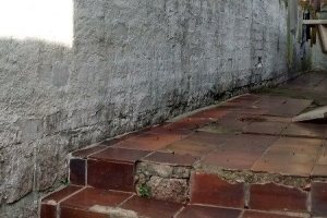 Casa à venda com 200m², 3 dormitórios, 1 suíte, 2 vagas, no bairro Tristeza em Porto Alegre