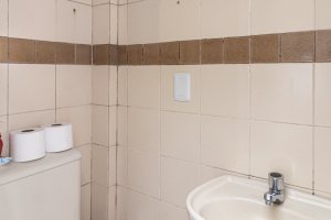 Casa em Condomínio à venda com 81m², 2 dormitórios, 1 vaga, no bairro Tristeza em Porto Alegre