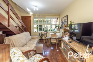 Casa em Condomínio à venda com 81m², 2 dormitórios, 1 vaga, no bairro Tristeza em Porto Alegre