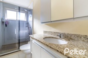 Casa em Condomínio à venda com 81m², 2 dormitórios, 1 vaga, no bairro Tristeza em Porto Alegre