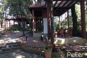 Apartamento à venda com 67m², 3 dormitórios, 1 vaga, no bairro Teresópolis em Porto Alegre