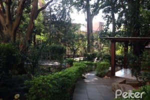 Apartamento à venda com 67m², 3 dormitórios, 1 vaga, no bairro Teresópolis em Porto Alegre