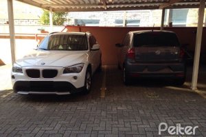 Apartamento à venda com 67m², 3 dormitórios, 1 vaga, no bairro Teresópolis em Porto Alegre