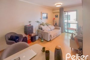 Apartamento à venda com 67m², 3 dormitórios, 1 vaga, no bairro Teresópolis em Porto Alegre