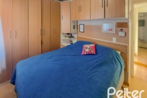 Apartamento à venda com 67m², 3 dormitórios, 1 vaga, no bairro Teresópolis em Porto Alegre