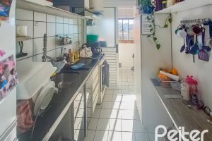Apartamento à venda com 67m², 3 dormitórios, 1 vaga, no bairro Teresópolis em Porto Alegre