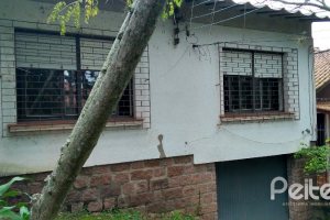 Terreno à venda com 927m², no bairro Tristeza em Porto Alegre
