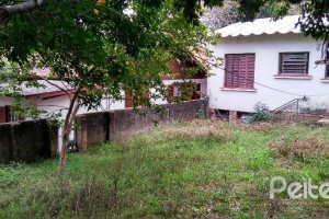 Terreno à venda com 927m², no bairro Tristeza em Porto Alegre