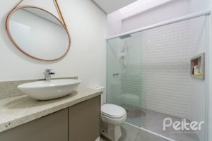 Casa em Condomínio à venda com 250m², 3 dormitórios, 3 suítes, 3 vagas, no bairro Hipica em PORTO ALEGRE