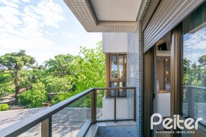 Apartamento à venda com 215m², 3 dormitórios, 3 suítes, 3 vagas, no bairro Tristeza em PORTO ALEGRE