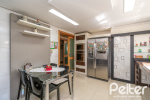 Apartamento à venda com 215m², 3 dormitórios, 3 suítes, 3 vagas, no bairro Tristeza em PORTO ALEGRE