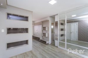 Casa em Condomínio à venda com 348m², 4 dormitórios, 2 suítes, 4 vagas, no bairro Terra Ville em PORTO ALEGRE