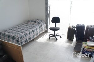 Casa em Condomínio à venda com 288m², 3 dormitórios, 3 suítes, 4 vagas, no bairro Terra Ville em PORTO ALEGRE