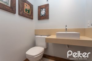 Apartamento à venda com 154m², 3 dormitórios, 1 suíte, 4 vagas, no bairro Tristeza em PORTO ALEGRE