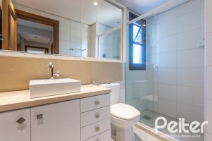 Apartamento à venda com 154m², 3 dormitórios, 1 suíte, 4 vagas, no bairro Tristeza em PORTO ALEGRE