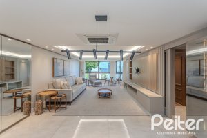 Apartamento à venda com 145m², 3 dormitórios, 1 suíte, 6 vagas, no bairro Tristeza em PORTO ALEGRE