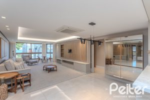 Apartamento à venda com 145m², 3 dormitórios, 1 suíte, 6 vagas, no bairro Tristeza em PORTO ALEGRE