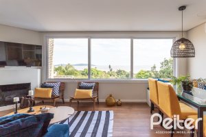 Casa em Condomínio à venda com 196m², 3 dormitórios, 1 suíte, 2 vagas, no bairro Sétimo Céu em PORTO ALEGRE