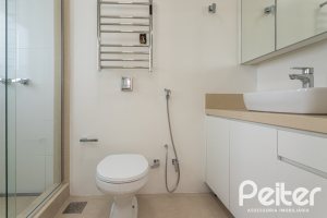 Casa em Condomínio à venda com 196m², 3 dormitórios, 1 suíte, 2 vagas, no bairro Sétimo Céu em PORTO ALEGRE