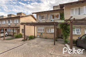 Casa em Condomínio à venda com 196m², 3 dormitórios, 1 suíte, 2 vagas, no bairro Sétimo Céu em PORTO ALEGRE