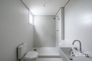 Apartamento à venda com 138m², 3 dormitórios, 3 suítes, 2 vagas, no bairro Cristal em Porto Alegre