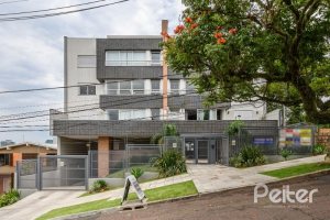 Apartamento à venda com 138m², 3 dormitórios, 3 suítes, 2 vagas, no bairro Cristal em Porto Alegre