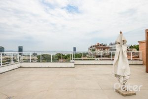 Apartamento à venda com 138m², 3 dormitórios, 3 suítes, 2 vagas, no bairro Cristal em Porto Alegre