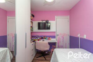 Apartamento à venda com 70m², 3 dormitórios, 1 suíte, 1 vaga, no bairro Cavalhada em PORTO ALEGRE