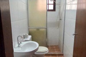 Casa à venda com 265m², 3 dormitórios, 1 suíte, 3 vagas, no bairro Ipanema em Porto Alegre