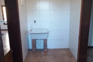 Casa à venda com 265m², 3 dormitórios, 1 suíte, 3 vagas, no bairro Ipanema em Porto Alegre