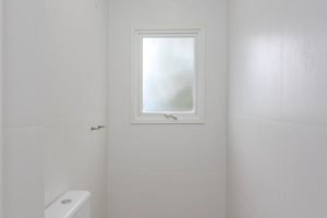 Casa à venda com 213m², 3 dormitórios, 3 suítes, 2 vagas, no bairro Tristeza em Porto Alegre