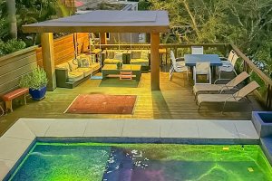 Casa à venda com 450m², 4 dormitórios, 2 suítes, 3 vagas, no bairro Vila Assunção em Porto Alegre