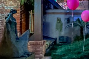 Casa à venda com 450m², 4 dormitórios, 2 suítes, 3 vagas, no bairro Vila Assunção em Porto Alegre