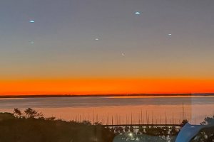 Casa à venda com 450m², 4 dormitórios, 2 suítes, 3 vagas, no bairro Vila Assunção em Porto Alegre