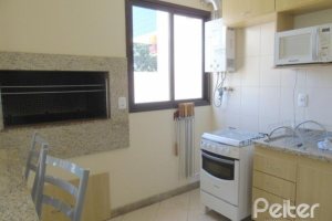 Apartamento à venda com 81m², 2 dormitórios, 1 suíte, 1 vaga, no bairro Cristal em Porto Alegre